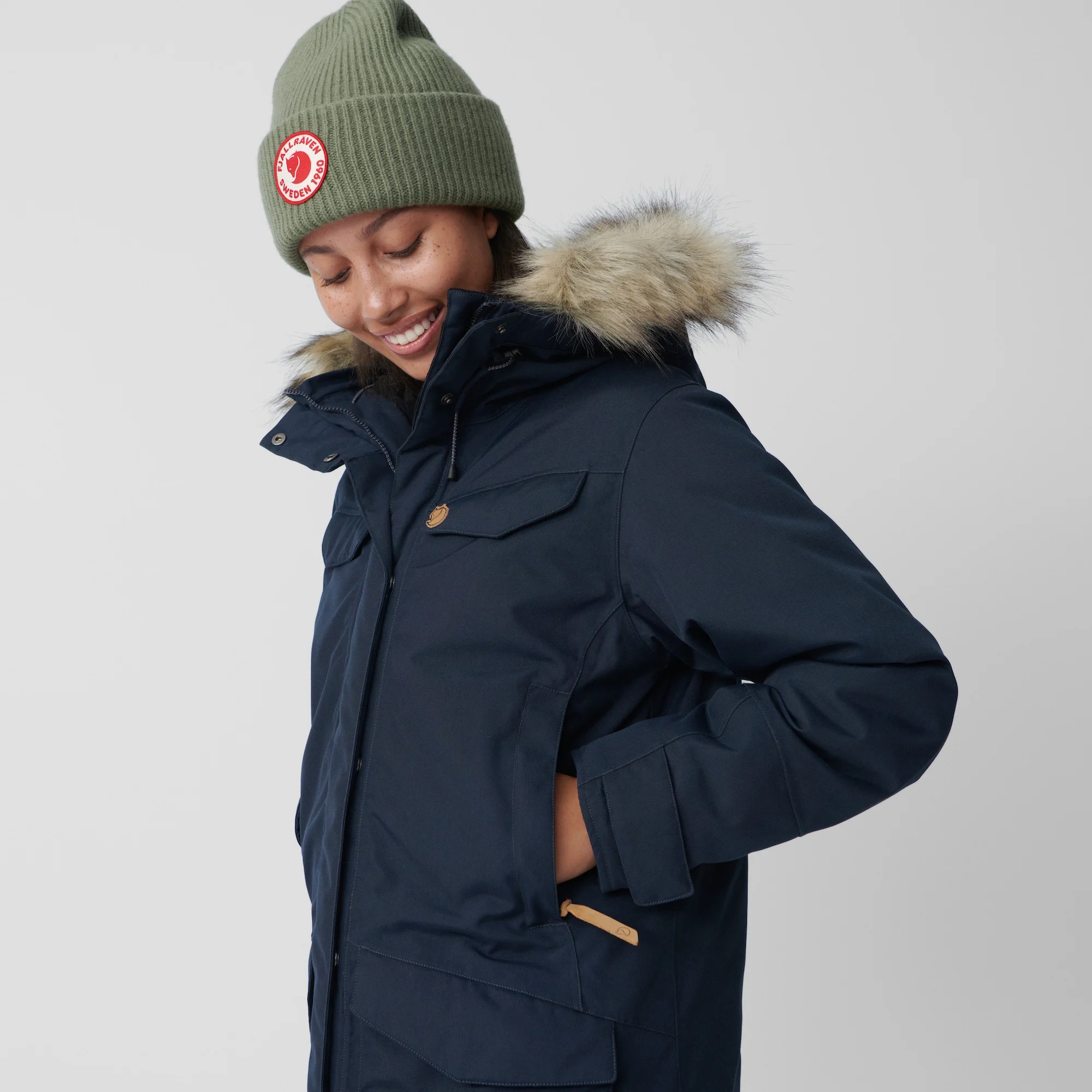 Fjällräven Nuuk Parka Dame - Image 8