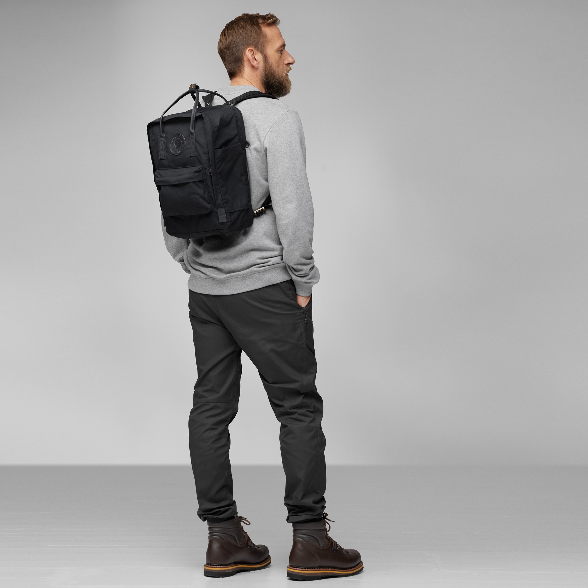 Fjällräven Kånken No. 2 Black Laptop 15 - Image 3