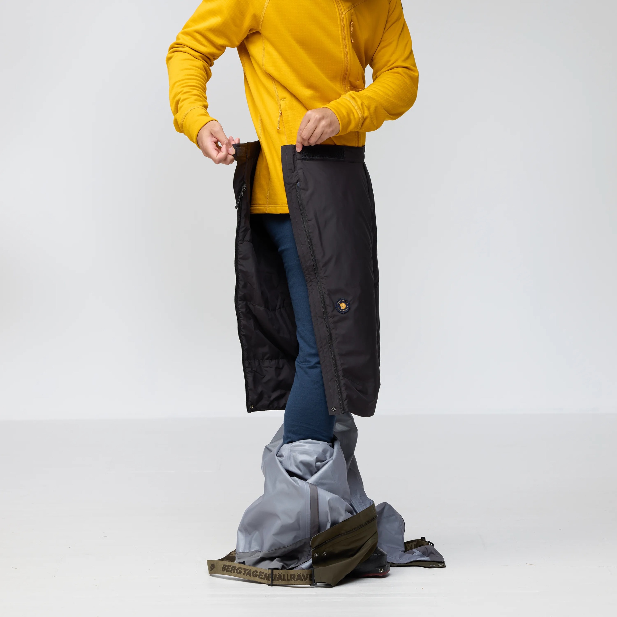 Fjällräven Bergtagen 60 Insulation Shorts - Image 10