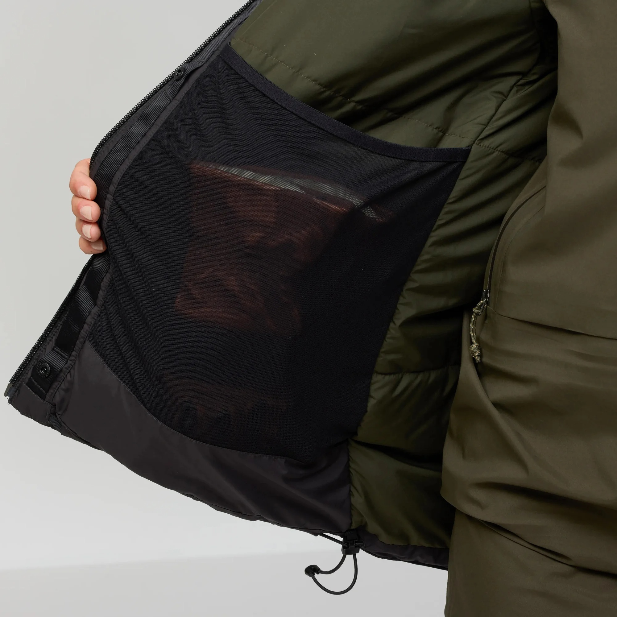 Fjällräven Bergtagen 130 Insulation Jakke Dame - Image 14